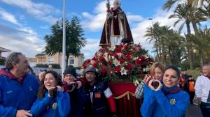 Multitudinaria Romería de San Antón en Elche