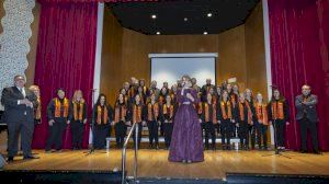 Falleros componen la primera canción para acompañar la Ofrenda de flores a la Virgen de los Desamparados