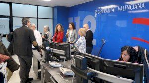 Dos conselleras del Gobierno Balear visitan el Centro de Coordinación de Emergencias