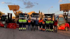 Javier Sendra ha visitado la planta de tratamientos de residuos del Baix Vinalopó