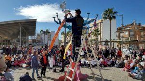 El Ayuntamiento de la Vall d'Uixó celebra el día escolar de la paz