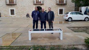 El primer 'Smart Bench' de España se instala en la Vila Joiosa