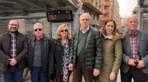 Dos nuevas marquesinas sonoras facilitan el acceso de las personas invidentes a la red de autobuses urbanos