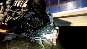 El temporal de vent deixa un mort i dos incendis forestals - (foto 2) El temporal de vent deixa un mort i dos incendis forestals - (foto 2)