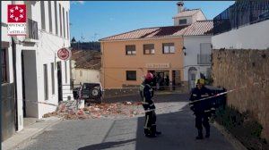 El temporal de vent deixa un mort i dos incendis forestals - (foto 3) El temporal de vent deixa un mort i dos incendis forestals - (foto 3)