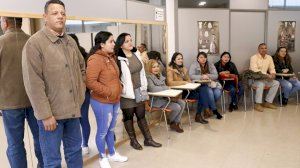 Enguany, 11 alumnes han aprovat els cursos de l'Escola d'Acogida d'Immigrants - (foto 2)
