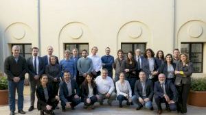 Tret d'eixida al projecte que convertirà al port de València en el primer d'Europa a incorporar l'energia de l'hidrogen en les seues terminals - (foto 2)