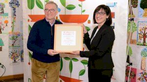 Xavier Rius lliura el 'Reconeixement de la Cultura 2019' al Museu de la Rajoleria de Paiporta - (foto 3)