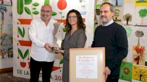 Xavier Rius lliura el 'Reconeixement de la Cultura 2019' al Museu de la Rajoleria de Paiporta - (foto 4)