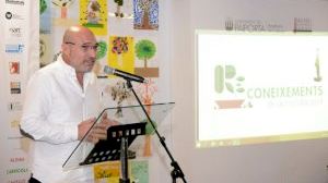 Xavier Rius lliura el 'Reconeixement de la Cultura 2019' al Museu de la Rajoleria de Paiporta - (foto 5)