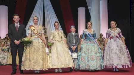 Laura Sabater, Elena Magraner i César España, ja són oficialment els màxims representants de la Falla Primitiva