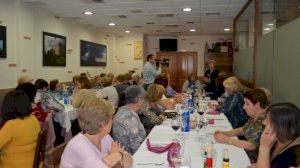 Las mujeres de Oropesa del Mar celebran el '8M' con una comida de hermandad