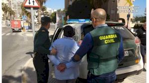 La Guardia Civil detiene en Calpe a un matrimonio especializado en el hurto y robo a ancianos