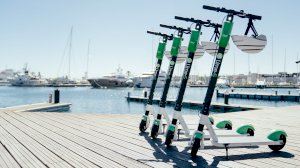 Lime desplega hui el seu servei de patinets en La Marina de València