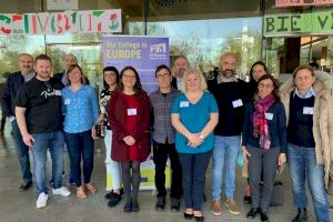 Oltra anima a la juventud a "defender y cuidar el medio ambiente"