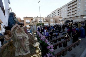 Cerca de 4.500 cofrades participan en Oliva en la Procesión Diocesana de Hermandades de Semana Santa