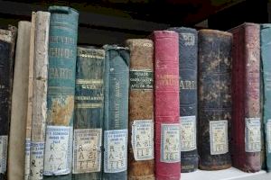 L’àrea de Cultura de la Diputació visita la seu de la Reial Societat Econòmica d’Amics del País - (foto 2)