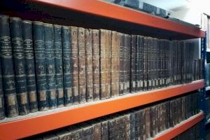 L’àrea de Cultura de la Diputació visita la seu de la Reial Societat Econòmica d’Amics del País - (foto 4)