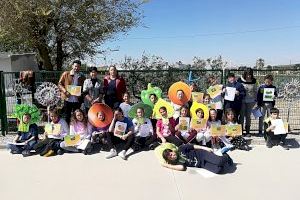 Agricultura fomenta los productos de la huerta oriolana entre los alumnos del colegio Nuestra Señora de Belén de La Aparecida