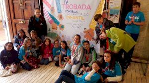 Catorce niños de Sagunto participan en el encuentro de Consejos de Infancia celebrado en Alzira