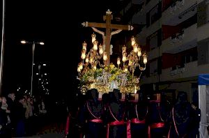 La processó del Santíssim Crist del Mar inaugura la Setmana Santa de Burriana - (foto 3)