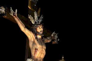 La processó del Santíssim Crist del Mar inaugura la Setmana Santa de Burriana - (foto 4)