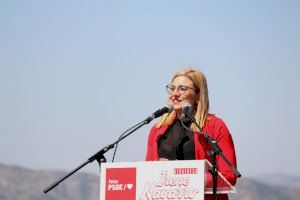 Irene Navarro presenta públicamente la lista del PSOE con el objetivo de “hacer ciudad y poner el foco en los vecinos”
