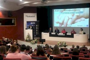 Más de doscientos profesionales sanitarios celebran las jornadas sobre cuidados profesionales a las personas mayores y dependientes en Alicante