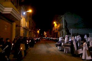 La Verge dels Dolors reuneix a centenars de fidels a Burriana - (foto 2)