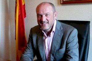 Josep Femenia presenta un proyecto “responsable y sensato” para el Poble Nou de Benitatxell con RED-CV