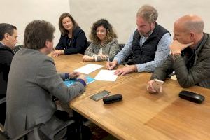 El PPCS recoge las demandas de la plataforma en defensa del agricultor para proteger la naranja de Castellón