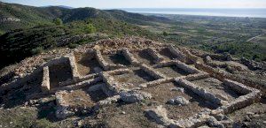 Hoy comienzan los trabajos finales en el yacimiento del Tossal del Mortòrum en Cabanes para consolidar la muralla y los accesos