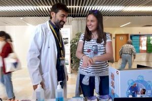 El Hospital de Sant Joan visibiliza el Día Mundial de la Higiene de Manos en la voz de una paciente crónica