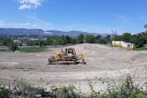 L’Alcalde d’Ontinyent es mostra “tremendament satisfet” per l’inici de les obres del nou hospital - (foto 2)
