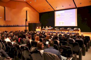 Benidorm acoge una jornada de sensibilización sobre el suicidio en la infancia y adolescencia y la mutilación genital femenina