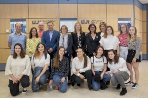 La UJI, Xarxa Vives y Escuela Valenciana clausuran las Ligas Debate con la entrega de galardones - (foto 2)