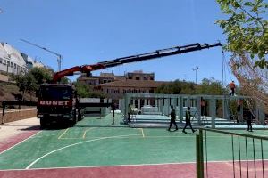 Instal·len les aules prefabricades prèvies a l'inici de noves obres en el CEIP Juan Carlos I