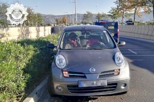 Un aparatoso accidente por la salida de vía de un turismo en la Ronda Norte provoca una persona leve