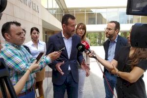 Carlos González anuncia la construcción de 400 pisos en San Antón y la rehabilitación de mil viviendas en el municipio