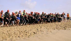 El primer triatló de la temporada reunirà 500 escolars el 25 de maig a la platja de Puçol - (foto 4)