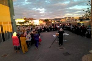 Més d’un centenar de dones acudixen a la II Trobada Intercultural de Dones de l’Alquerieta