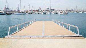 La Marina de València crea zonas accesibles para acercar la náutica a las personas con discapacidad - (foto 2) La Marina de València crea zonas accesibles para acercar la náutica a las personas con discapacidad - (foto 2)