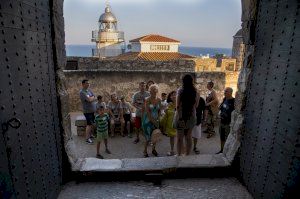 La Diputación comprueba la mejora del Castillo de Peñíscola como producto turístico con encuestas de satisfacción a los visitantes