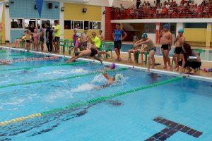 Pilar de la Horadada sede de la prueba de relevos de la V Liga Mar Menor Escuelas Natación