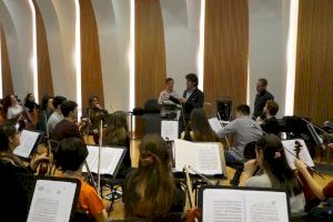 La Joven Orquesta Sinfónica de la FSMCV culmina su proyecto pedagógico junto a la academia internacional de directores de orquesta AIDO - (foto 3)