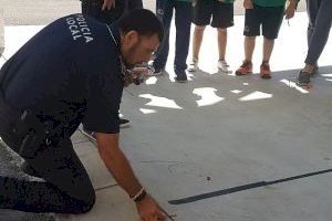 La Policía Local de Alicante enseña a más de 600 escolares a vivir la fiesta con seguridad