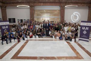 Els premis Nobel Joachim Frank i Sheldon Glashow comparteixen les seues experiències amb professorat i alumnat de l'UJI i de secundària de Castelló - (foto 4)