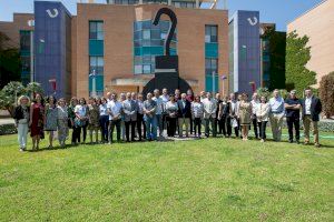 Antic alumnat de la Llicenciatura en Química de l’UJI commemora el 25è aniversari de la seua promoció