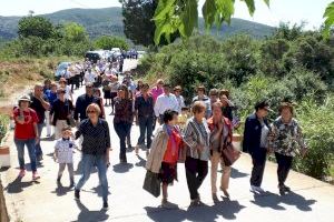 La romería a la ermita culmina las fiestas de Canet en honor a Santa Isabel