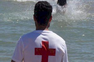Cruz roja realiza el 12 de junio las pruebas de acceso a socorrismo en la playa de Levante - (foto 2) Cruz roja realiza el 12 de junio las pruebas de acceso a socorrismo en la playa de Levante - (foto 2)